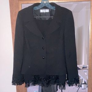 Tahari, Size 8 dressy black suit